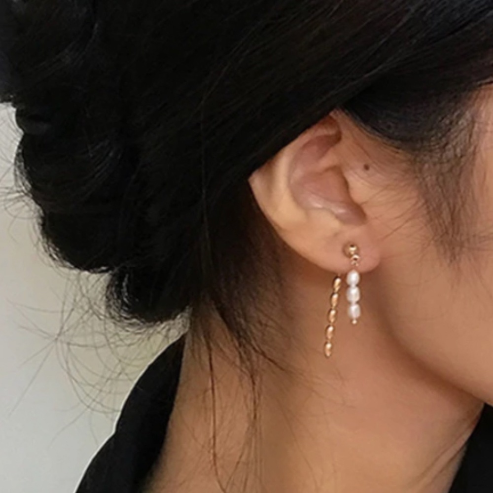 Gold Bead & Pearl Tassel Earrings